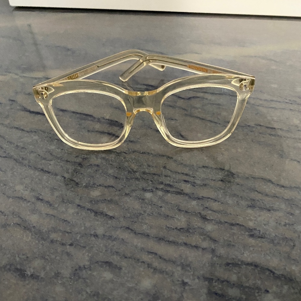 Cubitts Wilmington clear acetate frames in Quartz size regular